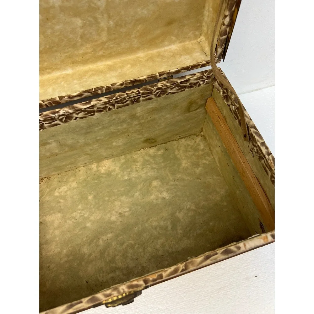 Wood Dollhouse Steamer Trunk Miniature Antique Storage Box Chest SALESMAN SAMPLE